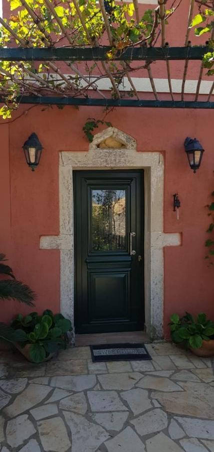 Holiday home Anemos
